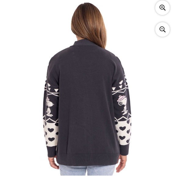 NWT Snoopy Women's Black and Off White Cardigan Sweater - Picture 6 of 11